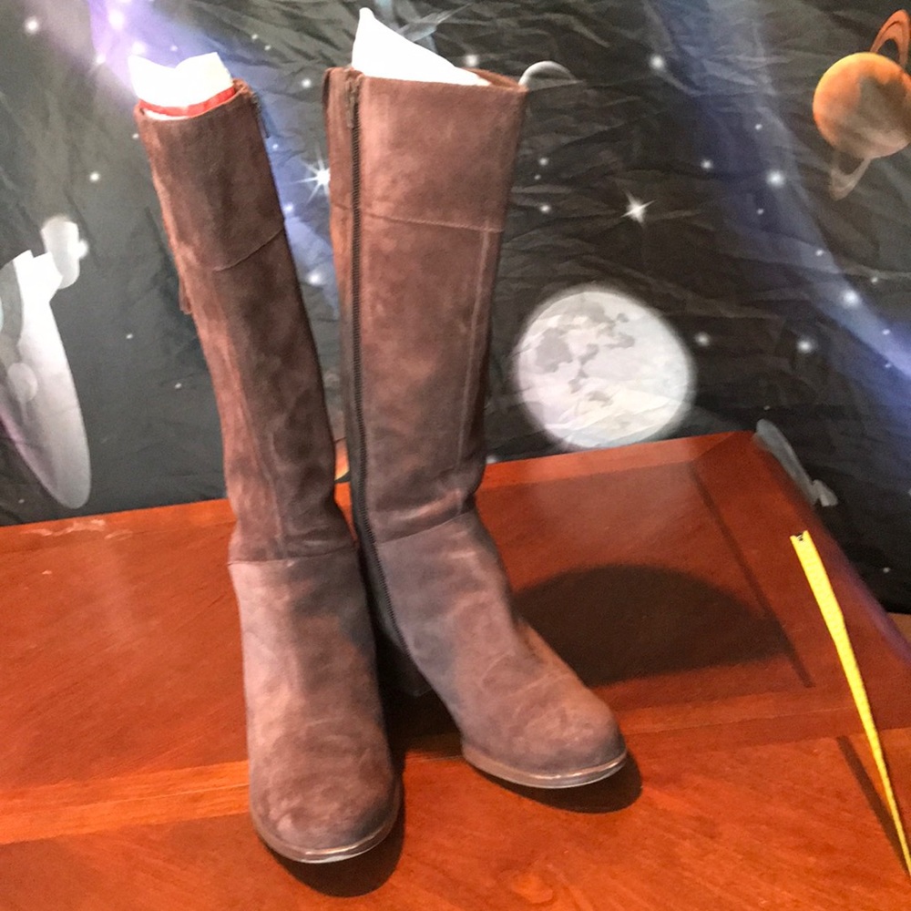 Naturalizer brown leather riding boots size 7.5 W